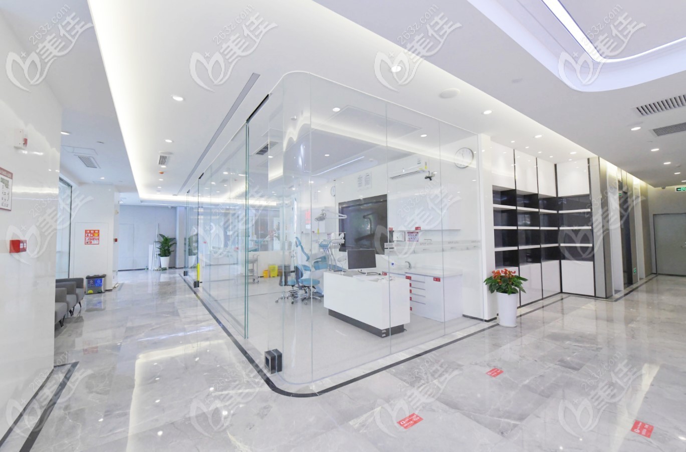 广大口腔海珠院区的大厅 广大口腔海珠院区的大厅