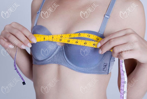 胸小想丰胸不知项力源做自体脂肪丰胸多少钱