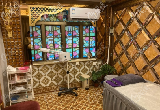 广州杨医生无创祛痘敏感修复治疗室 广州杨医生无创祛痘敏感修复治疗室