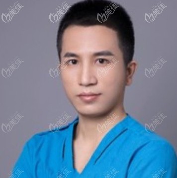  口腔邓玉龙院长