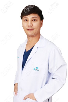 泰国拉低喃整形医院Wutthiwat Anupansawang医生
