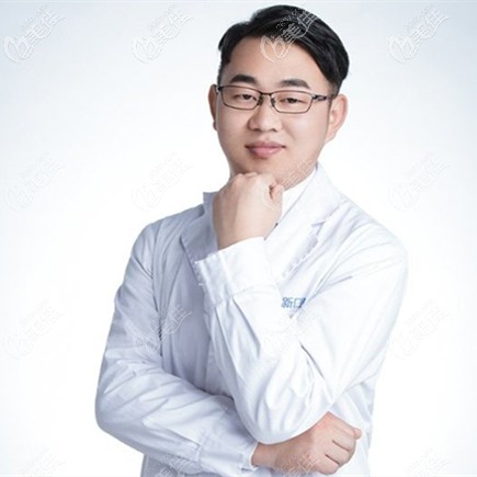 口腔正畸医师吴贵兵 口腔正畸医师吴贵兵