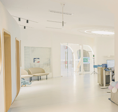 中新美陆（重庆）眼科医院