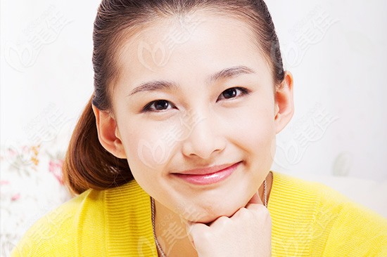 做双眼皮、隆鼻、脂肪移植等综合整形之后