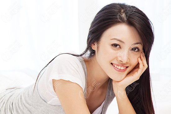 玻尿酸注射隆鼻