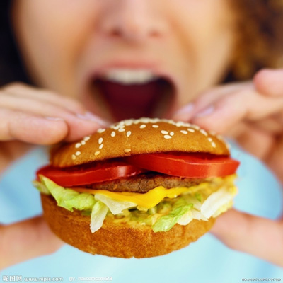 乳房的爱恨食物 小心吃错胸部变小