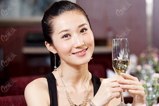 大调研 胸部多丰满老公才较满意