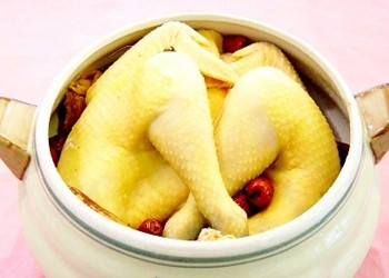 经期食疗 时期治疗痛经又丰胸