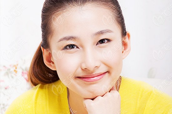 合影